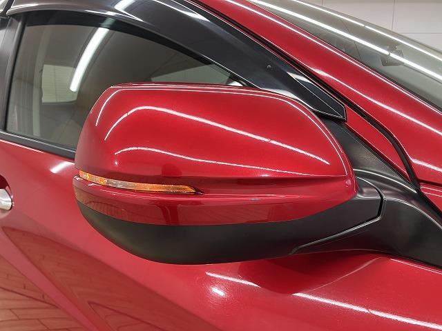 各種オートローンもご用意しております。頭金０円から審査可能。１２回から１２０回までお支払回数がお選び頂けます。中古車から新車すべてにご利用頂けます。お気軽にスタッフへご相談ください。