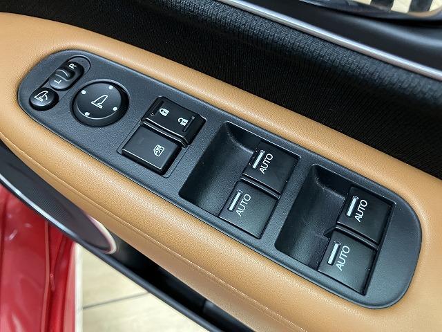 各種オートローンもご用意しております。頭金０円から審査可能。１２回から１２０回までお支払回数がお選び頂けます。中古車から新車すべてにご利用頂けます。お気軽にスタッフへご相談ください。