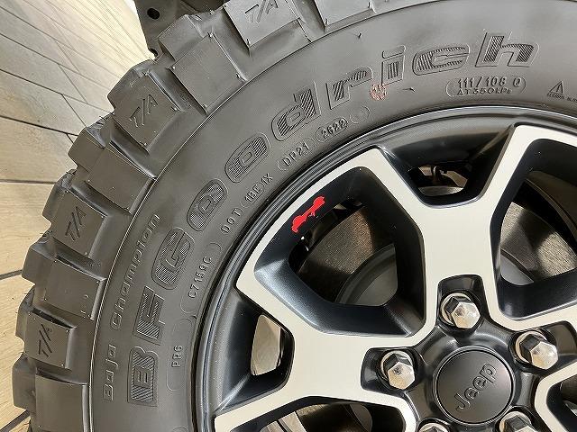 ジープ・ラングラーアンリミテッド Ｕｎｌｉｍｉｔｅｄ　Ｒｕｂｉｃｏｎ　Ｐｏｗｅｒ　Ｔｏｐ　８型ナビ／ソフトトップ／黒革／ブラインドスポットモニター／１７０台限定／レーダークルーズコントロール／ヒーテッドシート／ヒーテッドステアリング／クリアランスソナー／アイドリングストップ／ＵＳＢポート（23枚目）