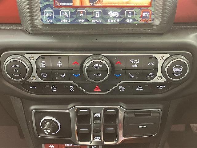 ジープ・ラングラーアンリミテッド Ｕｎｌｉｍｉｔｅｄ　Ｒｕｂｉｃｏｎ　Ｐｏｗｅｒ　Ｔｏｐ　８型ナビ／ソフトトップ／黒革／ブラインドスポットモニター／１７０台限定／レーダークルーズコントロール／ヒーテッドシート／ヒーテッドステアリング／クリアランスソナー／アイドリングストップ／ＵＳＢポート（60枚目）