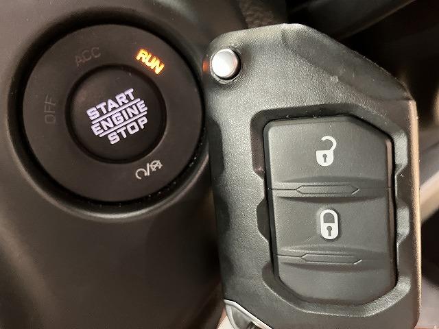 ジープ・ラングラーアンリミテッド Ｕｎｌｉｍｉｔｅｄ　Ｒｕｂｉｃｏｎ　Ｐｏｗｅｒ　Ｔｏｐ　８型ナビ／ソフトトップ／黒革／ブラインドスポットモニター／１７０台限定／レーダークルーズコントロール／ヒーテッドシート／ヒーテッドステアリング／クリアランスソナー／アイドリングストップ／ＵＳＢポート（78枚目）