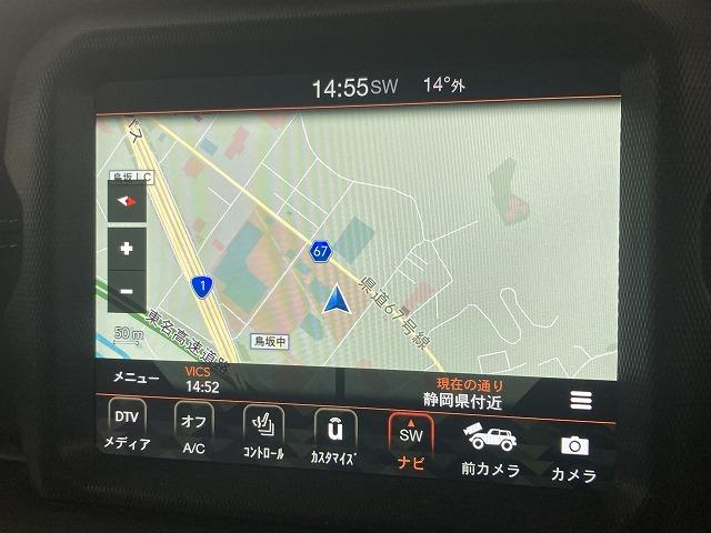 ジープ・ラングラーアンリミテッド Ｕｎｌｉｍｉｔｅｄ　Ｓａｈａｒａ　８型ナビ／レーダークルーズコントロール／ブラインドスポットモニター／シートヒーター／ステアリングヒーター／クリアランスソナー／フルセグＴＶ／ＡＣ１００Ｖ電源／スマートキー／純正１８インチアルミホイール（47枚目）