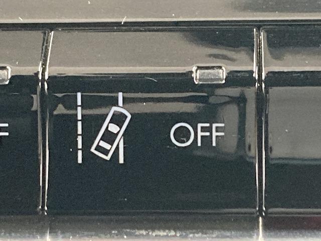 ジープ・コンパス ８０ｔｈアニバーサリーエディション　１０．１型モニター／レーダークルーズコントロール／全周囲モニター／黒革シート／サンルーフ／シートヒーター／ステアリングヒーター／電動リクライニングシート／オートホールド／プッシュスタート／ＥＴＣ（47枚目）