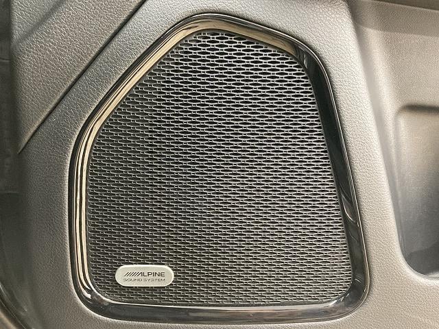 ジープ・コンパス ８０ｔｈアニバーサリーエディション　１０．１型モニター／レーダークルーズコントロール／全周囲モニター／黒革シート／サンルーフ／シートヒーター／ステアリングヒーター／電動リクライニングシート／オートホールド／プッシュスタート／ＥＴＣ（73枚目）