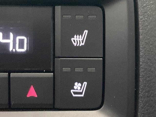 ＣＸ－８０ ＰＨＥＶ　Ｐｒｅｍｉｕｍ　Ｍｏｄｅｒｎ　純正ナビＴＶ／レーダークルーズコントロール／パノラマルーフ／ブラインドスポットモニター／ヘッドアップディスプレイ／白革シート／シートヒーター／シートクーラー／全周囲モニター／ステアリングヒーター（7枚目）