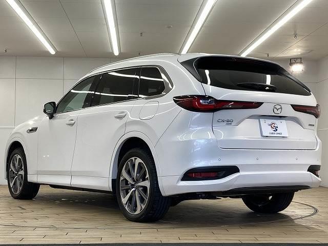 ＣＸ－８０ ＰＨＥＶ　Ｐｒｅｍｉｕｍ　Ｍｏｄｅｒｎ　純正ナビＴＶ／レーダークルーズコントロール／パノラマルーフ／ブラインドスポットモニター／ヘッドアップディスプレイ／白革シート／シートヒーター／シートクーラー／全周囲モニター／ステアリングヒーター（16枚目）