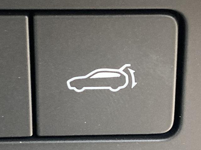 ＣＸ－８０ ＰＨＥＶ　Ｐｒｅｍｉｕｍ　Ｍｏｄｅｒｎ　純正ナビＴＶ／レーダークルーズコントロール／パノラマルーフ／ブラインドスポットモニター／ヘッドアップディスプレイ／白革シート／シートヒーター／シートクーラー／全周囲モニター／ステアリングヒーター（44枚目）