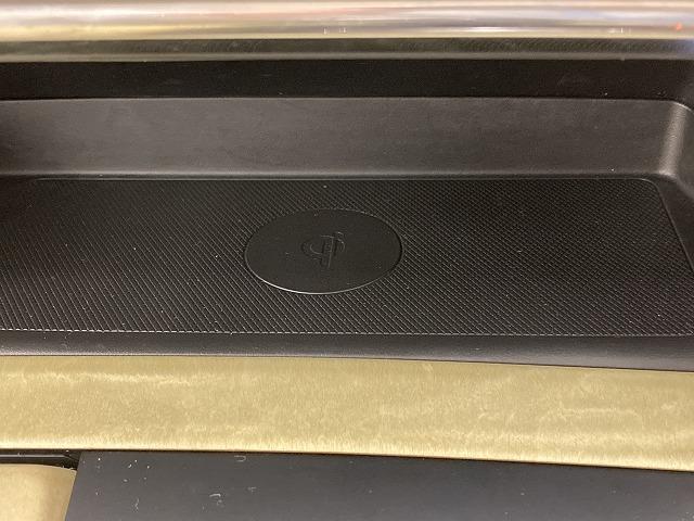 ＣＸ－８０ ＰＨＥＶ　Ｐｒｅｍｉｕｍ　Ｍｏｄｅｒｎ　純正ナビＴＶ／レーダークルーズコントロール／パノラマルーフ／ブラインドスポットモニター／ヘッドアップディスプレイ／白革シート／シートヒーター／シートクーラー／全周囲モニター／ステアリングヒーター（49枚目）