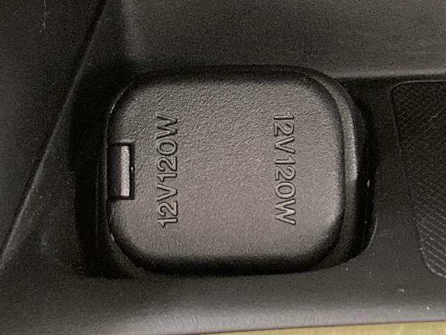 ＣＸ－８０ ＰＨＥＶ　Ｐｒｅｍｉｕｍ　Ｍｏｄｅｒｎ　純正ナビＴＶ／レーダークルーズコントロール／パノラマルーフ／ブラインドスポットモニター／ヘッドアップディスプレイ／白革シート／シートヒーター／シートクーラー／全周囲モニター／ステアリングヒーター（50枚目）