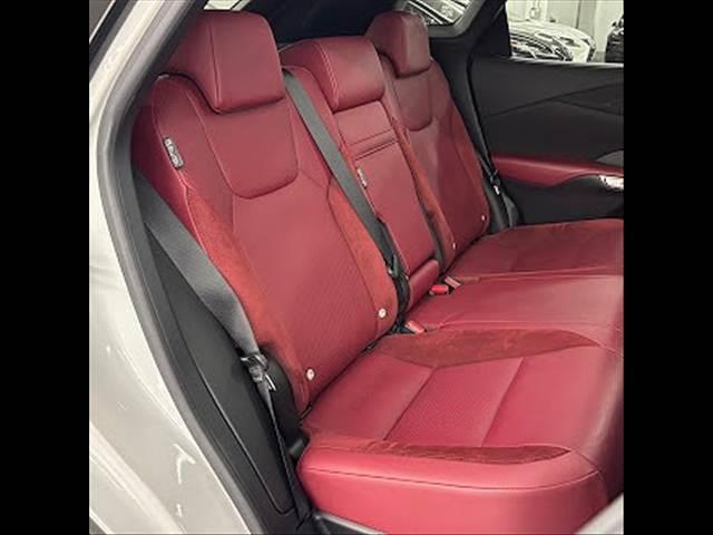 RX RX500h Fスポーツパフォーマンス パノラマルーフ/マークレビンソン/全周囲カメラ/赤革シート/パワーシート/シートヒーター/ベンチレーション/プリクラッシュセーフティー/レーダークルーズコントロール/ブラインドスポットモニター/LED(6枚目)