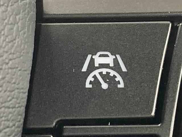 RX RX500h Fスポーツパフォーマンス パノラマルーフ/マークレビンソン/全周囲カメラ/赤革シート/パワーシート/シートヒーター/ベンチレーション/プリクラッシュセーフティー/レーダークルーズコントロール/ブラインドスポットモニター/LED(11枚目)