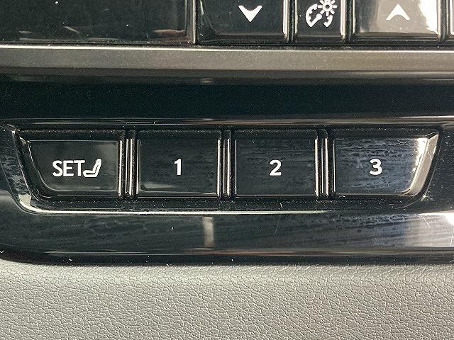 RX RX500h Fスポーツパフォーマンス パノラマルーフ/マークレビンソン/全周囲カメラ/赤革シート/パワーシート/シートヒーター/ベンチレーション/プリクラッシュセーフティー/レーダークルーズコントロール/ブラインドスポットモニター/LED(51枚目)