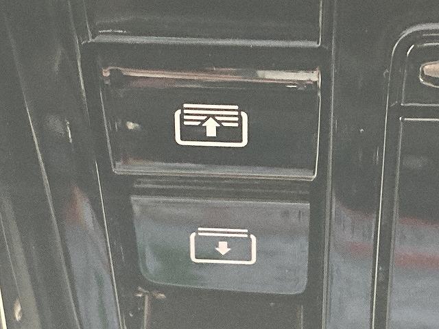 RX RX500h Fスポーツパフォーマンス パノラマルーフ/マークレビンソン/全周囲カメラ/赤革シート/パワーシート/シートヒーター/ベンチレーション/プリクラッシュセーフティー/レーダークルーズコントロール/ブラインドスポットモニター/LED(70枚目)