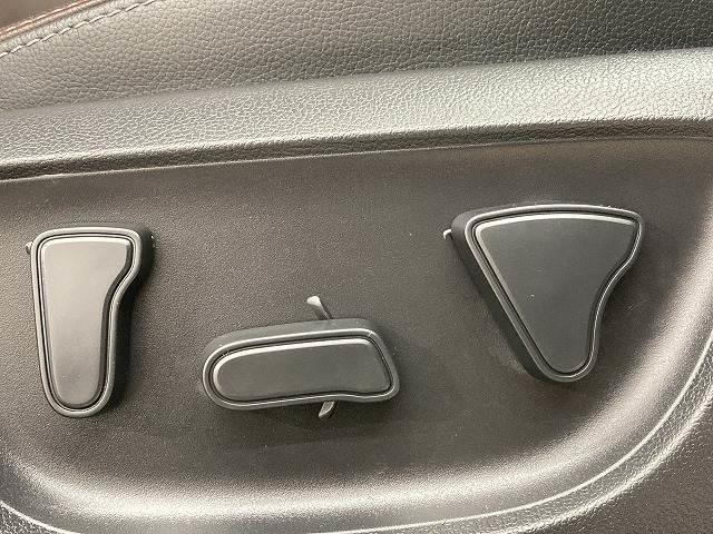 ヤリスクロス HYBRID Z ブラインドスポットモニター/全周囲モニター/ETC/純正アルミホイール/シートヒーター/パワーシート/コーナーセンサー/レーダークルーズコントロール/スマートキー/オートハイビーム/オートエアコン/(10枚目)