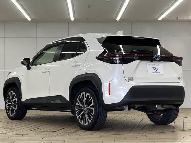 ヤリスクロス HYBRID Z ブラインドスポットモニター/全周囲モニター/ETC/純正アルミホイール/シートヒーター/パワーシート/コーナーセンサー/レーダークルーズコントロール/スマートキー/オートハイビーム/オートエアコン/(17枚目)