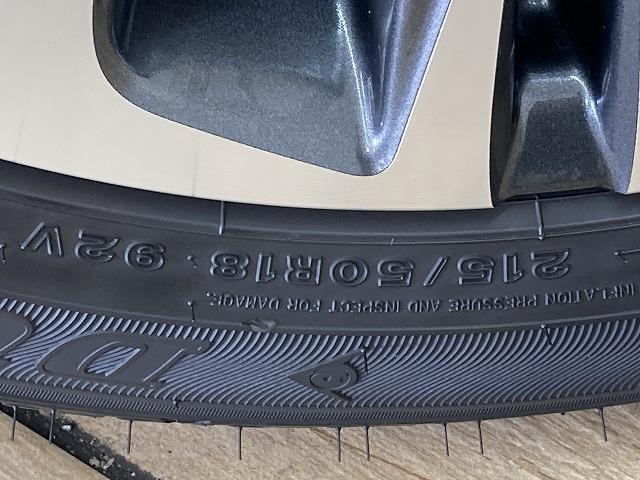 ヤリスクロス HYBRID Z ブラインドスポットモニター/全周囲モニター/ETC/純正アルミホイール/シートヒーター/パワーシート/コーナーセンサー/レーダークルーズコントロール/スマートキー/オートハイビーム/オートエアコン/(26枚目)