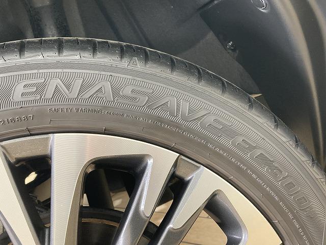 ヤリスクロス HYBRID Z ブラインドスポットモニター/全周囲モニター/ETC/純正アルミホイール/シートヒーター/パワーシート/コーナーセンサー/レーダークルーズコントロール/スマートキー/オートハイビーム/オートエアコン/(27枚目)