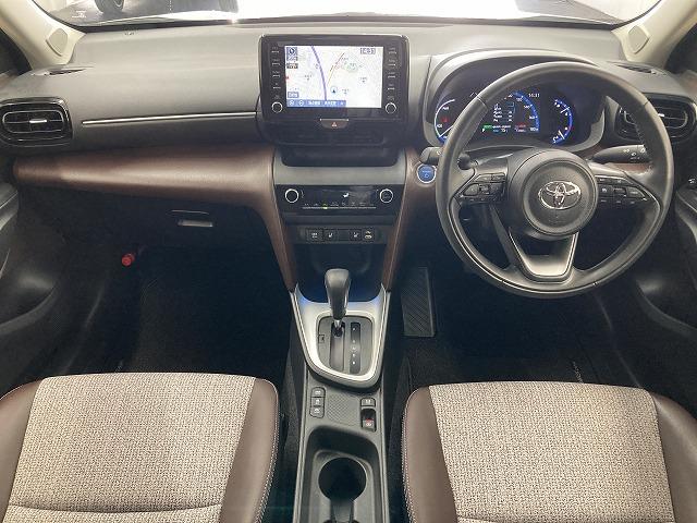 ヤリスクロス HYBRID Z ブラインドスポットモニター/全周囲モニター/ETC/純正アルミホイール/シートヒーター/パワーシート/コーナーセンサー/レーダークルーズコントロール/スマートキー/オートハイビーム/オートエアコン/(45枚目)