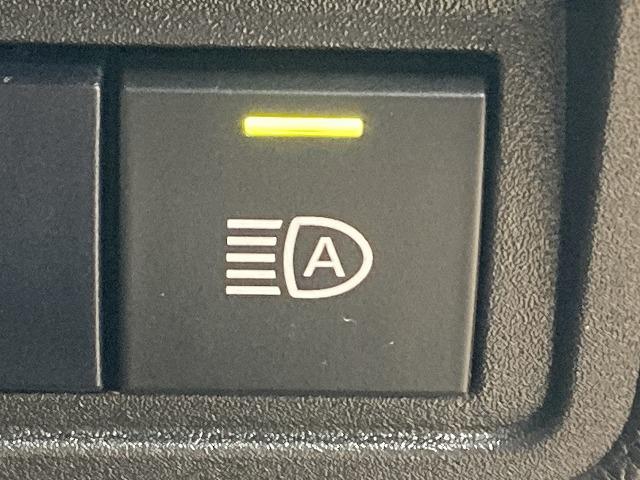 ヤリスクロス HYBRID Z ブラインドスポットモニター/全周囲モニター/ETC/純正アルミホイール/シートヒーター/パワーシート/コーナーセンサー/レーダークルーズコントロール/スマートキー/オートハイビーム/オートエアコン/(58枚目)