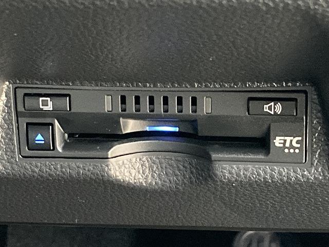 ヤリスクロス HYBRID Z ブラインドスポットモニター/全周囲モニター/ETC/純正アルミホイール/シートヒーター/パワーシート/コーナーセンサー/レーダークルーズコントロール/スマートキー/オートハイビーム/オートエアコン/(59枚目)