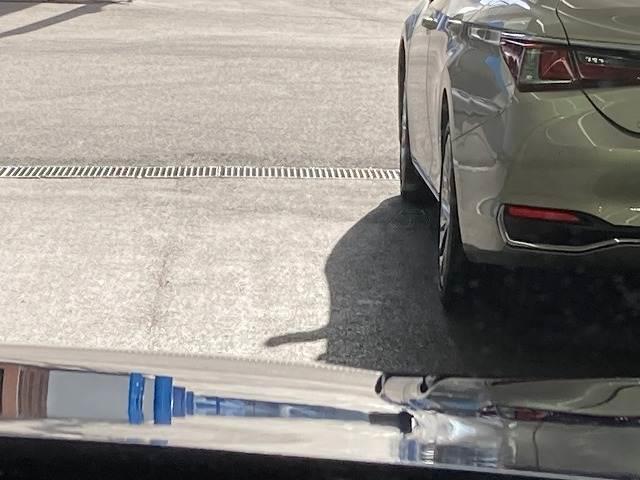 ＲＸ ＲＸ５００ｈ　“Ｆ　ＳＰＯＲＴ　Ｐｅｒｆｏｒｍａｎｃｅ”　パノラマルーフ／電動リアゲート／全周囲モニター／ブラインドスポットモニター／ヘッドアップディスプレイ／デジタルインナーミラー／３眼ＬＥＤヘッドライト／赤革シート／シートヒーター／シートクーラー／ＥＴＣ（10枚目）