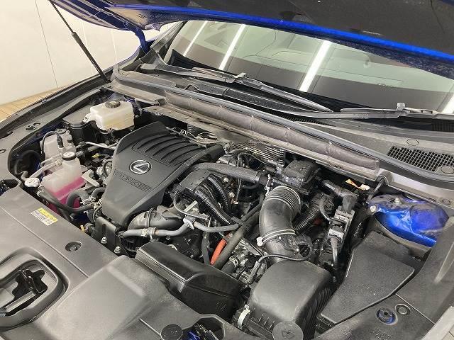 ＲＸ ＲＸ５００ｈ　“Ｆ　ＳＰＯＲＴ　Ｐｅｒｆｏｒｍａｎｃｅ”　パノラマルーフ／電動リアゲート／全周囲モニター／ブラインドスポットモニター／ヘッドアップディスプレイ／デジタルインナーミラー／３眼ＬＥＤヘッドライト／赤革シート／シートヒーター／シートクーラー／ＥＴＣ（18枚目）