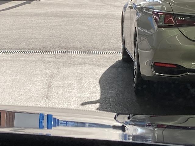 ＲＸ ＲＸ５００ｈ　“Ｆ　ＳＰＯＲＴ　Ｐｅｒｆｏｒｍａｎｃｅ”　パノラマルーフ／電動リアゲート／全周囲モニター／ブラインドスポットモニター／ヘッドアップディスプレイ／デジタルインナーミラー／３眼ＬＥＤヘッドライト／赤革シート／シートヒーター／シートクーラー／ＥＴＣ（39枚目）