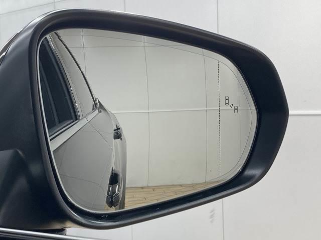 ＲＸ ＲＸ３５０ｈ　“ｖｅｒｓｉｏｎ　Ｌ”　全周囲カメラ／パノラマサンルーフ／白革シート／３眼ＬＥＤ／メモリーシート／シートヒーター／ベンチレーション／レーダークルーズコントロール／ブラインドスポットモニター／デジタルインナーミラー（12枚目）