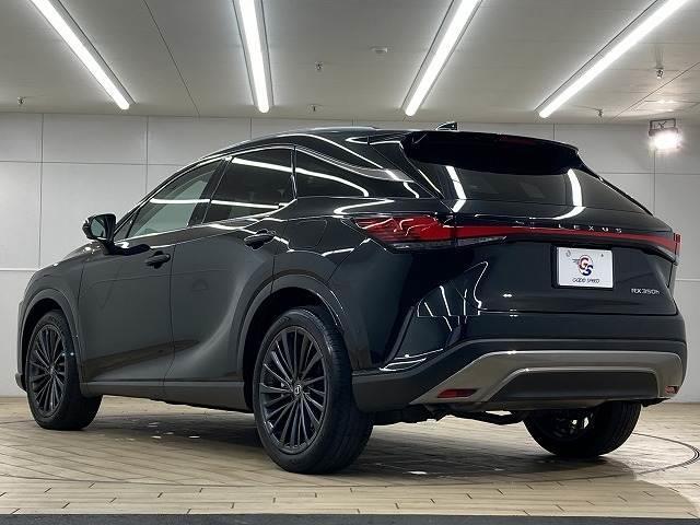 ＲＸ ＲＸ３５０ｈ　“ｖｅｒｓｉｏｎ　Ｌ”　全周囲カメラ／パノラマサンルーフ／白革シート／３眼ＬＥＤ／メモリーシート／シートヒーター／ベンチレーション／レーダークルーズコントロール／ブラインドスポットモニター／デジタルインナーミラー（17枚目）