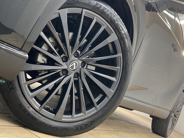 ＲＸ ＲＸ３５０ｈ　“ｖｅｒｓｉｏｎ　Ｌ”　全周囲カメラ／パノラマサンルーフ／白革シート／３眼ＬＥＤ／メモリーシート／シートヒーター／ベンチレーション／レーダークルーズコントロール／ブラインドスポットモニター／デジタルインナーミラー（28枚目）