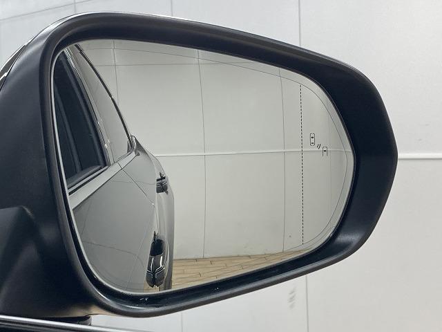 ＲＸ ＲＸ３５０ｈ　“ｖｅｒｓｉｏｎ　Ｌ”　全周囲カメラ／パノラマサンルーフ／白革シート／３眼ＬＥＤ／メモリーシート／シートヒーター／ベンチレーション／レーダークルーズコントロール／ブラインドスポットモニター／デジタルインナーミラー（68枚目）