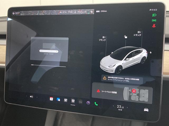 モデル３ スタンダードレンジプラス　ガラスルーフ／オートパイロット／ＥＴＣ／ＬＥＤヘッド／レーダークルーズコントロール／シートヒーター／ハンドルヒーター／純正１９インチアルミホイール／パワーシート／クリアランスソナー（50枚目）