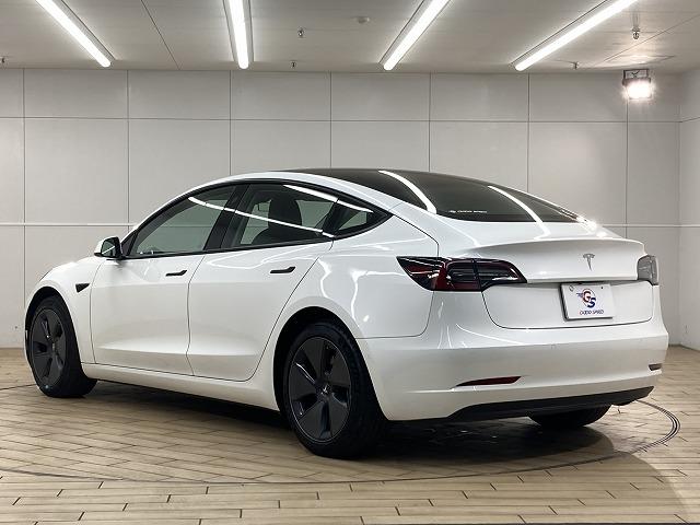 モデル３ スタンダードレンジプラス　ガラスルーフ／オートパイロット／ＥＴＣ／ＬＥＤヘッド／レーダークルーズコントロール／シートヒーター／ハンドルヒーター／純正１９インチアルミホイール／パワーシート／クリアランスソナー（72枚目）