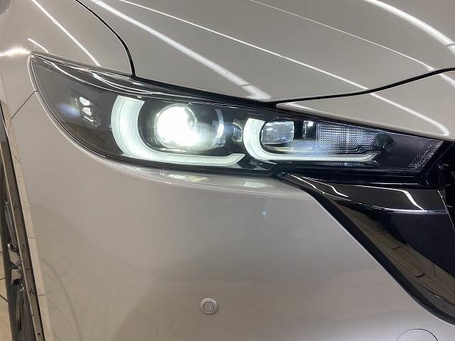 ＣＸ－８ ＸＤ　スポーツアピアランス　全周囲カメラ／赤革シート／ＤＶＤデッキ／ブラインドスポットモニター／レーダークルーズコントロール／メモリーシート／シートヒーター／ベンチレーション／スマートキー／デジタルインナーミラー／ＬＥＤヘッド（20枚目）