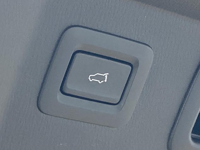 ＣＸ－８ ＸＤ　スポーツアピアランス　全周囲カメラ／赤革シート／ＤＶＤデッキ／ブラインドスポットモニター／レーダークルーズコントロール／メモリーシート／シートヒーター／ベンチレーション／スマートキー／デジタルインナーミラー／ＬＥＤヘッド（50枚目）