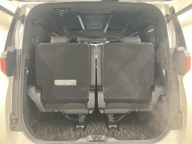 アルファードハイブリッド Ｚ　モデリスタエアロ／全周囲／ムーンルーフ／ユニバーサルステップ／１４型ナビ／本革シート／セーフティーセンス／レーダークルーズコントロール／シートヒーター／ベンチレーション／ＬＥＤヘッド／パワーバッグドア（43枚目）