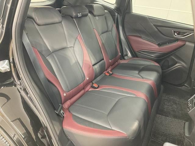 フォレスター ＳＴＩ　Ｓｐｏｒｔ　８型メーカーナビ／ナッパレザー／ワンオーナー（6枚目）