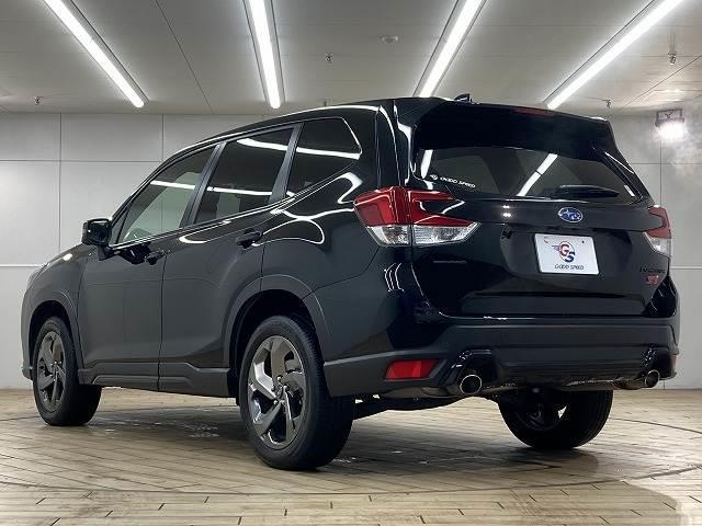 フォレスター ＳＴＩ　Ｓｐｏｒｔ　８型メーカーナビ／ナッパレザー／ワンオーナー（17枚目）