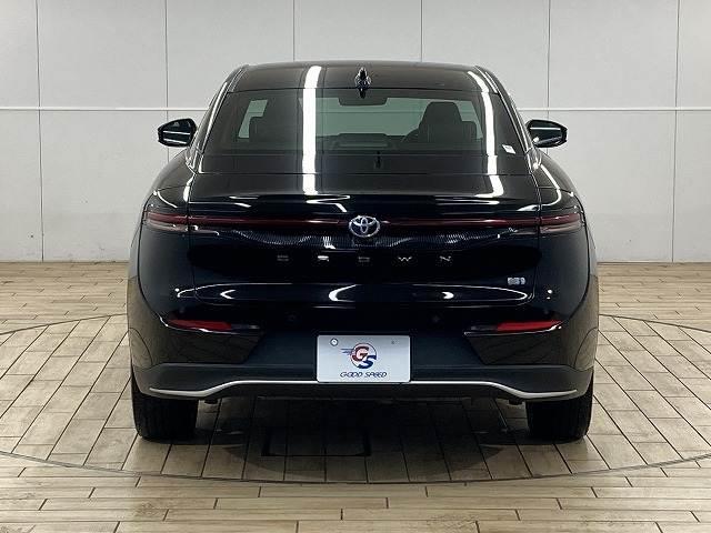 クラウンクロスオーバー Ｇ　“Ａｄｖａｎｃｅｄ・Ｌｅａｔｈｅｒ　Ｐａｃｋａｇｅ”　純正ナビ／全周囲モニター／電動リアゲート／レーダークルーズコントロール／ブラインドスポットモニター／ＡＣ１００Ｖ／シートヒーター／シートクーラー／黒革シート／４眼ＬＥＤヘッドライト／置くだけ充電（15枚目）