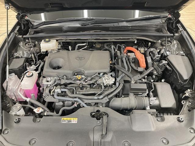 クラウンクロスオーバー Ｇ　“Ａｄｖａｎｃｅｄ・Ｌｅａｔｈｅｒ　Ｐａｃｋａｇｅ”　純正ナビ／全周囲モニター／電動リアゲート／レーダークルーズコントロール／ブラインドスポットモニター／ＡＣ１００Ｖ／シートヒーター／シートクーラー／黒革シート／４眼ＬＥＤヘッドライト／置くだけ充電（22枚目）