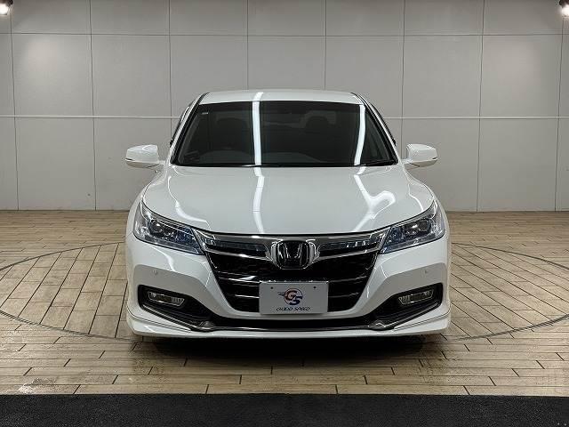 アコードハイブリッド ＥＸ　純正ナビ／黒革シート／無限エアロ／レーダークルーズコントロール／電動リクライニングシート／シートメモリー／ＬＥＤヘッドライト／クリアランスソナー／プッシュスタート／スマートキー／フルセグテレビ／ＥＴＣ（3枚目）