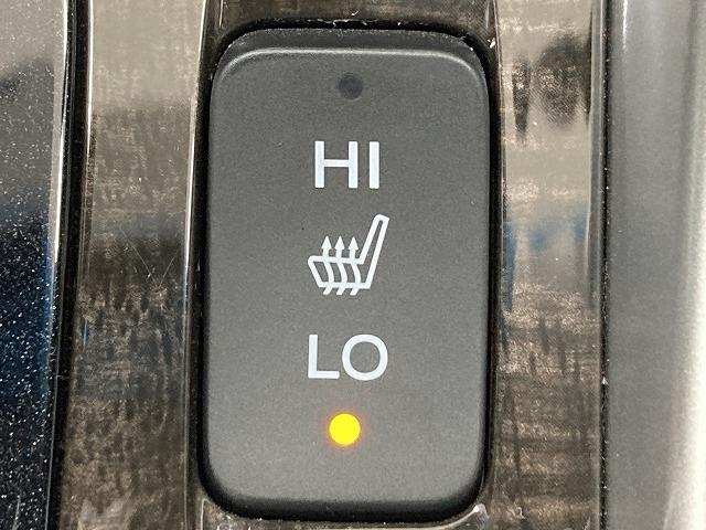 アコードハイブリッド ＥＸ　純正ナビ／黒革シート／無限エアロ／レーダークルーズコントロール／電動リクライニングシート／シートメモリー／ＬＥＤヘッドライト／クリアランスソナー／プッシュスタート／スマートキー／フルセグテレビ／ＥＴＣ（42枚目）