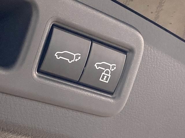 ＲＸ ＲＸ４５０ｈ＋　“ｖｅｒｓｉｏｎ　Ｌ”　１４型ナビ／パノラマルーフ／黒革／全周囲／三眼ＬＥＤ／ＢＳＭ（11枚目）