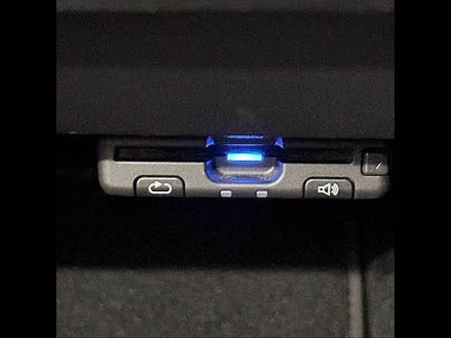 モデル３ ＲＷＤ　純正ナヒ／オートパイロット／ガラスルーフ／ＥＴＣ（9枚目）