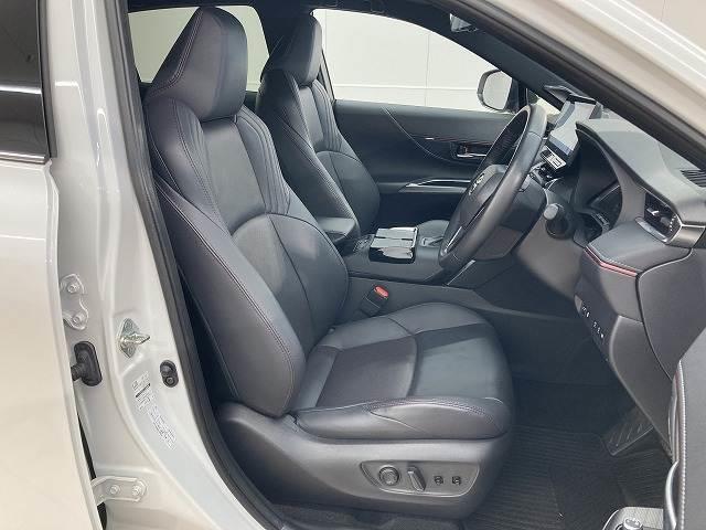 ハリアーＰＨＥＶ Ｚ（ＰＨＥＶ）　純正ナビ／パノラミックビューモニター／フルモデリスタエアロ／ＪＢＬサウンドシステム／シートヒーター＆シートクーラー／デジタルインナーミラー／ヘッドアップディスプレイ／ブラインドスポットモニター（12枚目）