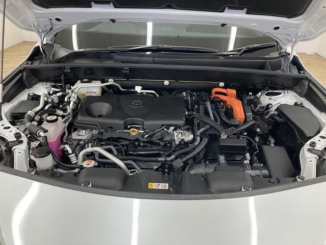 ハリアーＰＨＥＶ Ｚ（ＰＨＥＶ）　純正ナビ／パノラミックビューモニター／フルモデリスタエアロ／ＪＢＬサウンドシステム／シートヒーター＆シートクーラー／デジタルインナーミラー／ヘッドアップディスプレイ／ブラインドスポットモニター（21枚目）