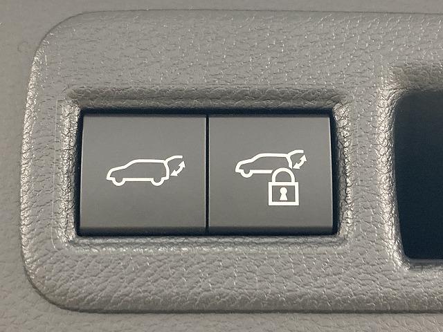 ハリアーＰＨＥＶ Ｚ（ＰＨＥＶ）　純正ナビ／パノラミックビューモニター／フルモデリスタエアロ／ＪＢＬサウンドシステム／シートヒーター＆シートクーラー／デジタルインナーミラー／ヘッドアップディスプレイ／ブラインドスポットモニター（25枚目）