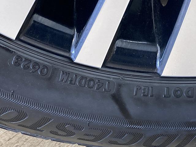 ハリアーＰＨＥＶ Ｚ（ＰＨＥＶ）　純正ナビ／パノラミックビューモニター／フルモデリスタエアロ／ＪＢＬサウンドシステム／シートヒーター＆シートクーラー／デジタルインナーミラー／ヘッドアップディスプレイ／ブラインドスポットモニター（34枚目）