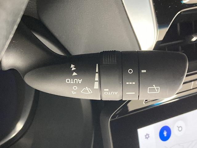 ハリアーＰＨＥＶ Ｚ（ＰＨＥＶ）　純正ナビ／パノラミックビューモニター／フルモデリスタエアロ／ＪＢＬサウンドシステム／シートヒーター＆シートクーラー／デジタルインナーミラー／ヘッドアップディスプレイ／ブラインドスポットモニター（56枚目）