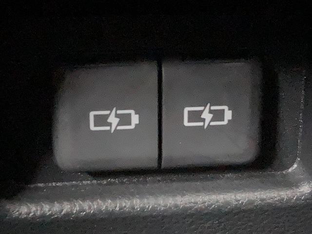 ハリアーＰＨＥＶ Ｚ（ＰＨＥＶ）　純正ナビ／パノラミックビューモニター／フルモデリスタエアロ／ＪＢＬサウンドシステム／シートヒーター＆シートクーラー／デジタルインナーミラー／ヘッドアップディスプレイ／ブラインドスポットモニター（70枚目）